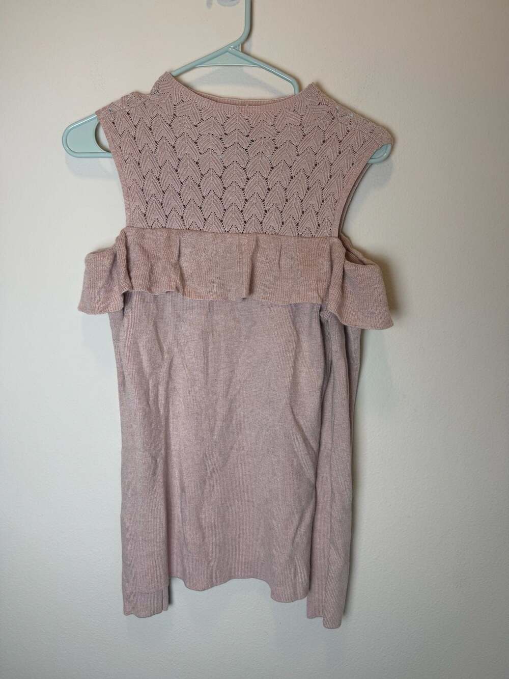 White House Black Market Cold Shoulder Sweater Size XS Pink Ruffle